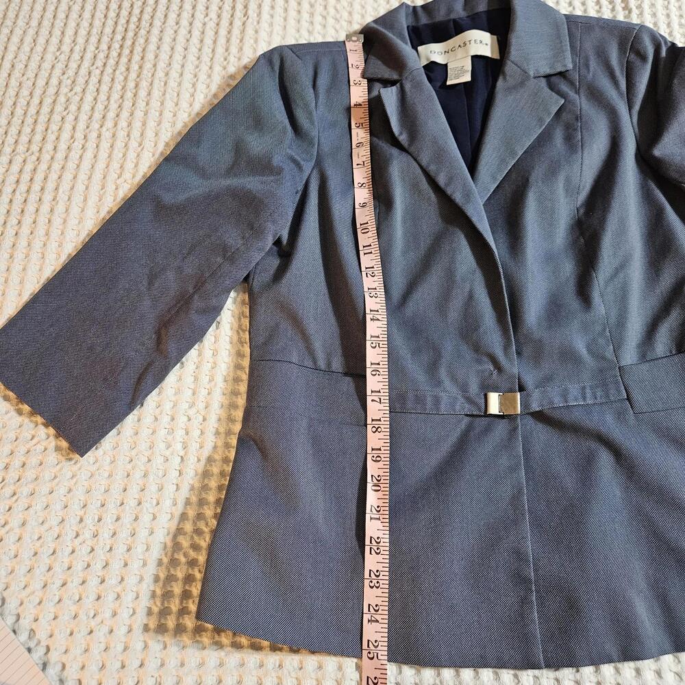 Doncaster Women's Blue 2 Pc Sz 10 Blazer & Sz 10P Pants Suit Business Career Set - Picture 3 of 16
